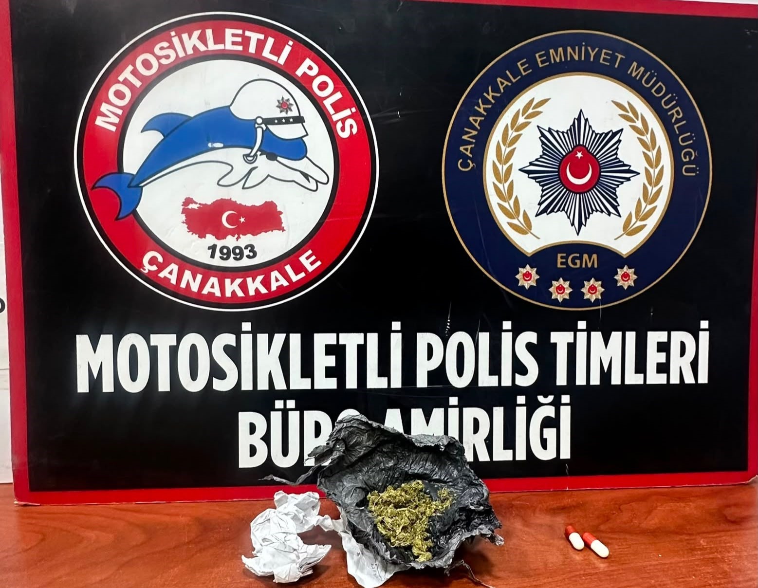 Çanakkale’de çeşitli suçlardan aranan 19 şüpheli yakalandı