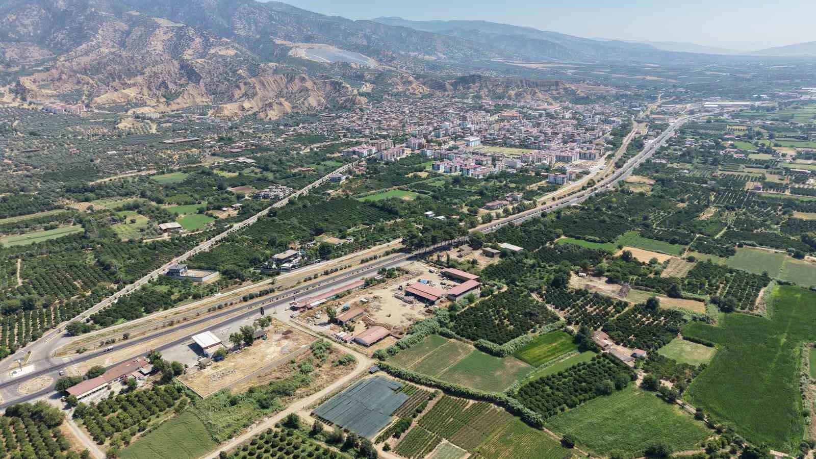 Kuyucak’ta üstyapı çalışmaları sürüyor