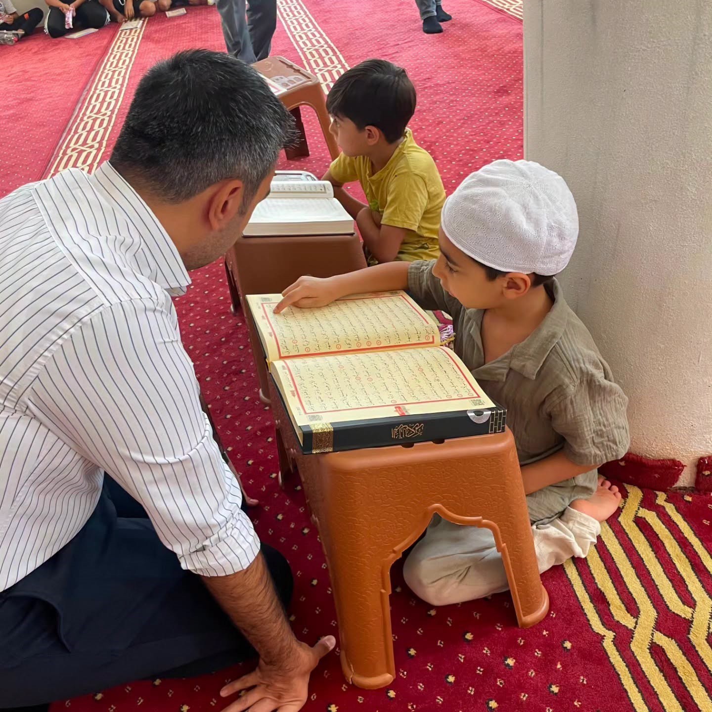 Dicle Kaymakamı Atış, Kur’an kursu öğrencileriyle bir araya geldi