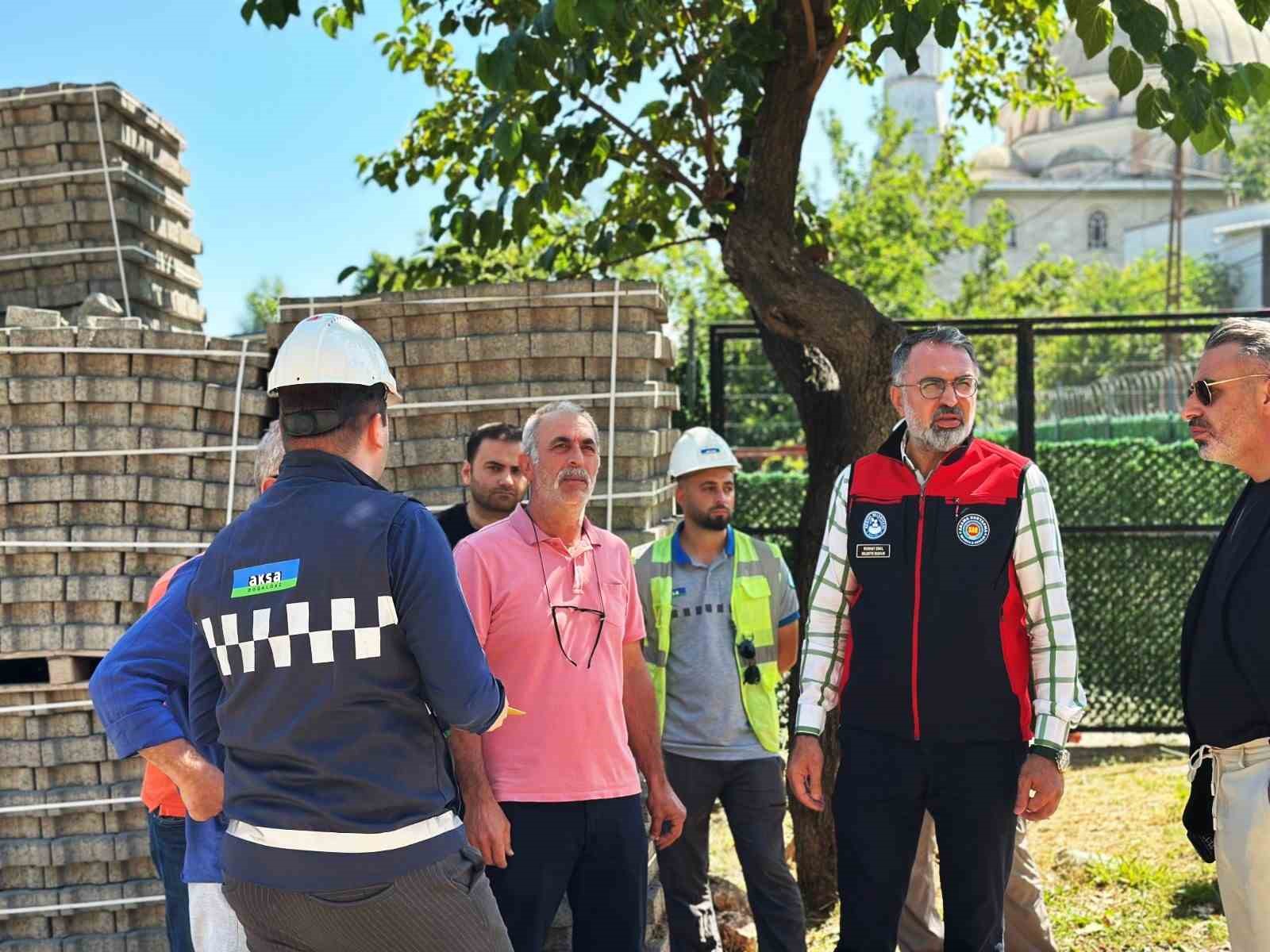 Başkan Erol, Burhaniye Mahallesi’ndeki doğalgaz çalışmalarını yerinde inceledi