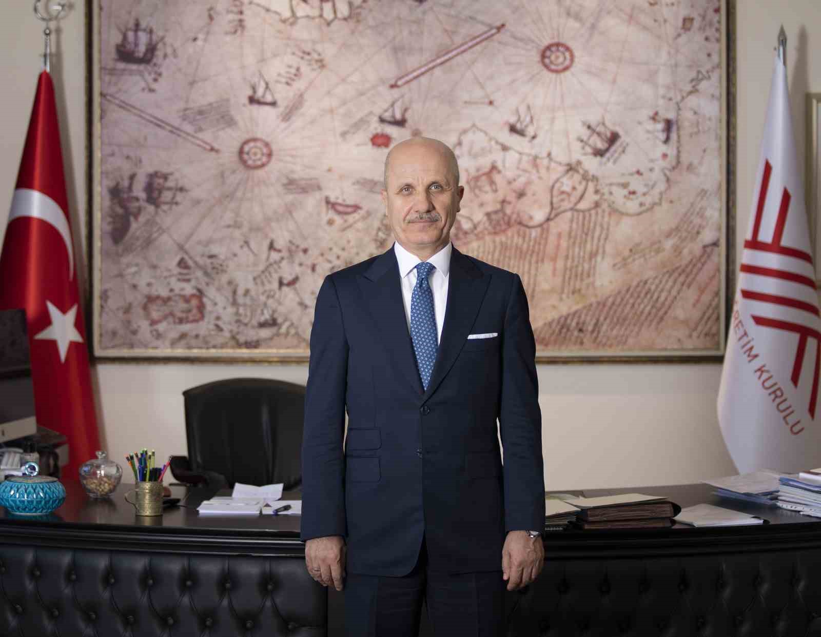 YÖK Başkanı Özvar: "Sevgili gençler, yapay zeka, dijital teknolojiler ve geleceğin mesleklerine yönelik programlarımızı değerlendirmenizi tavsiye ediyorum"