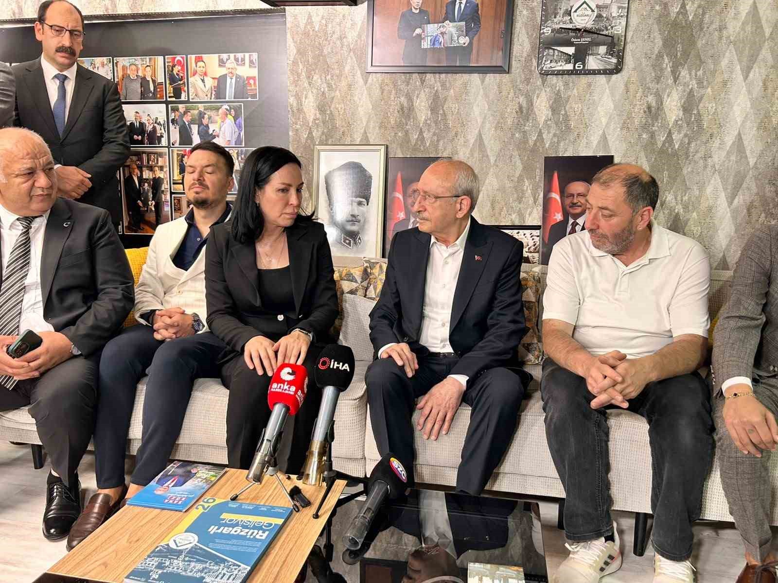 CHP Genel Başkanı Kılıçdaroğlu, Ankara’da esnafı ziyaret etti