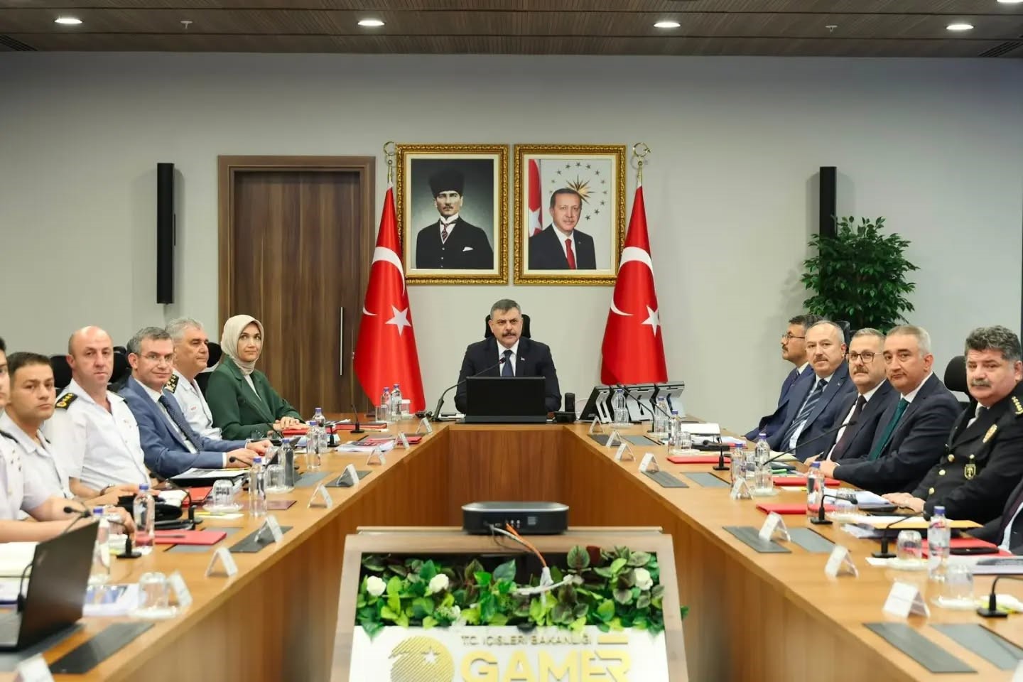 Muğla Valisi Akbıyık, İçişleri Bakanlığı toplantısına katıldı