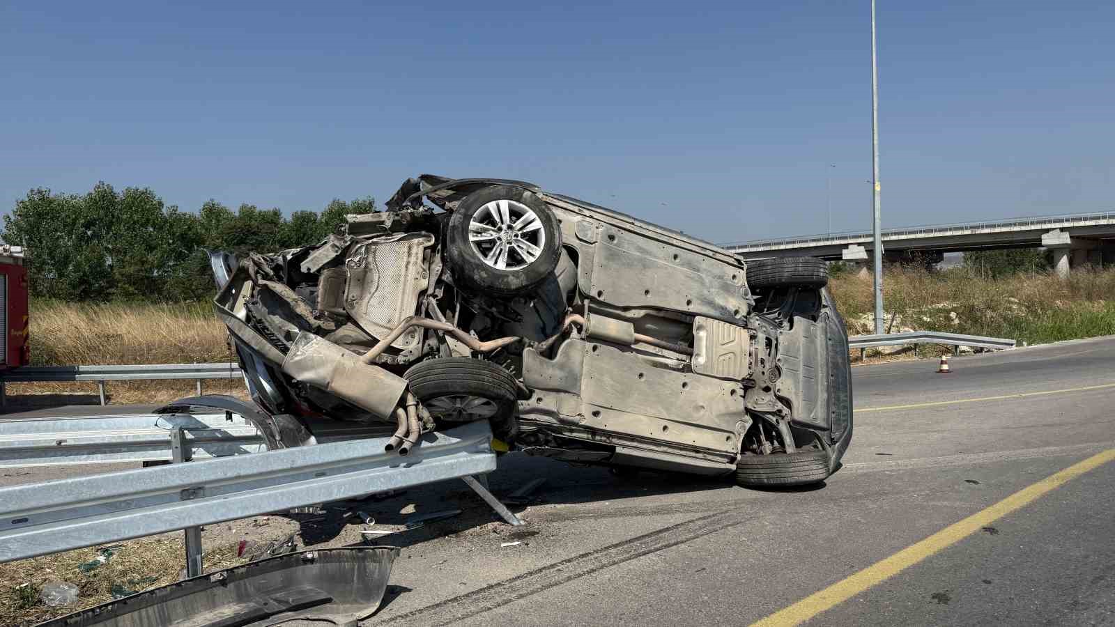 Yakıt deposundaki sızıntıyı sakızla durdurdular