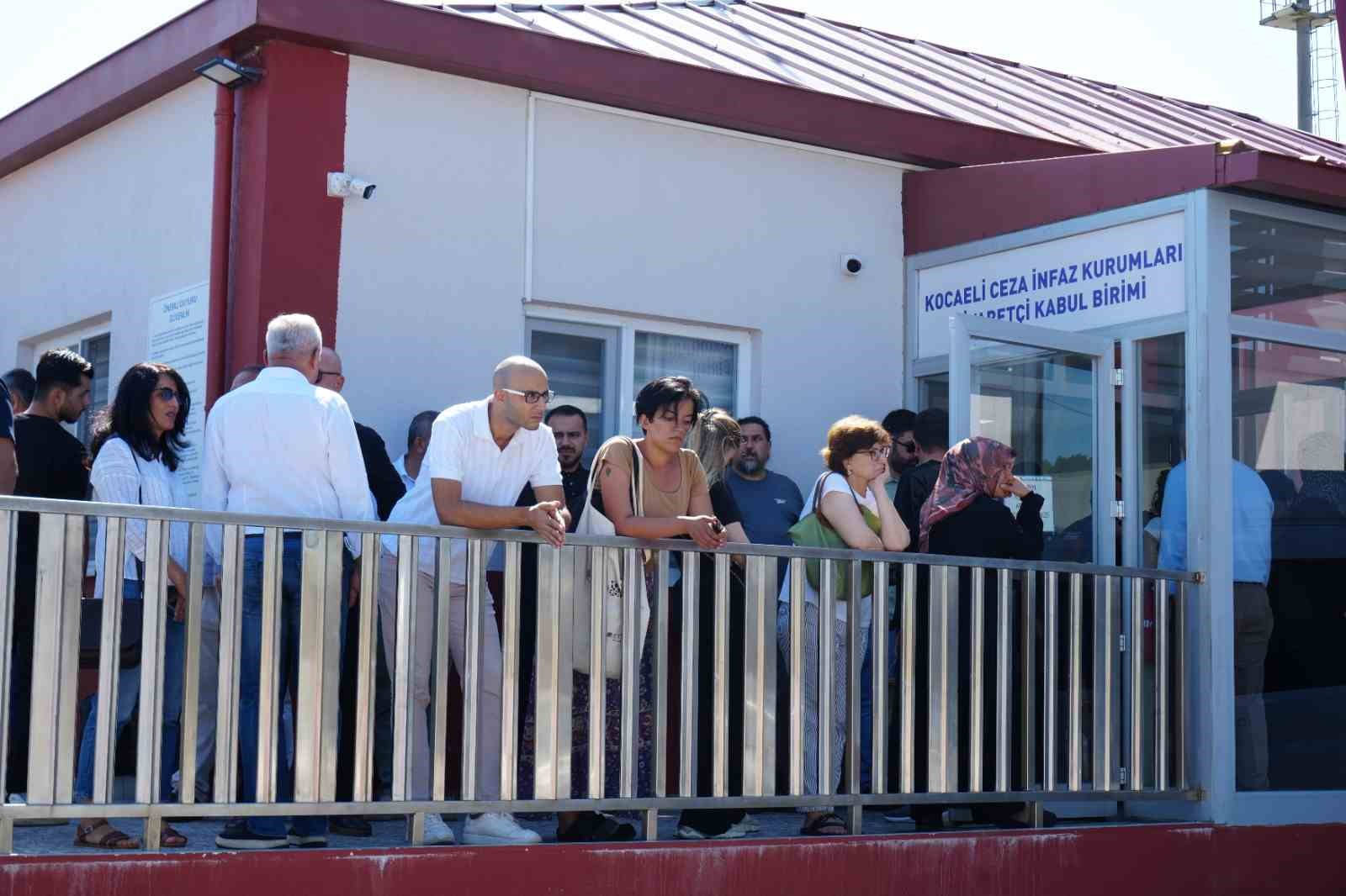 Ravive davasında üçüncü celse: Gözler kamu görevlileri iddianamesinde