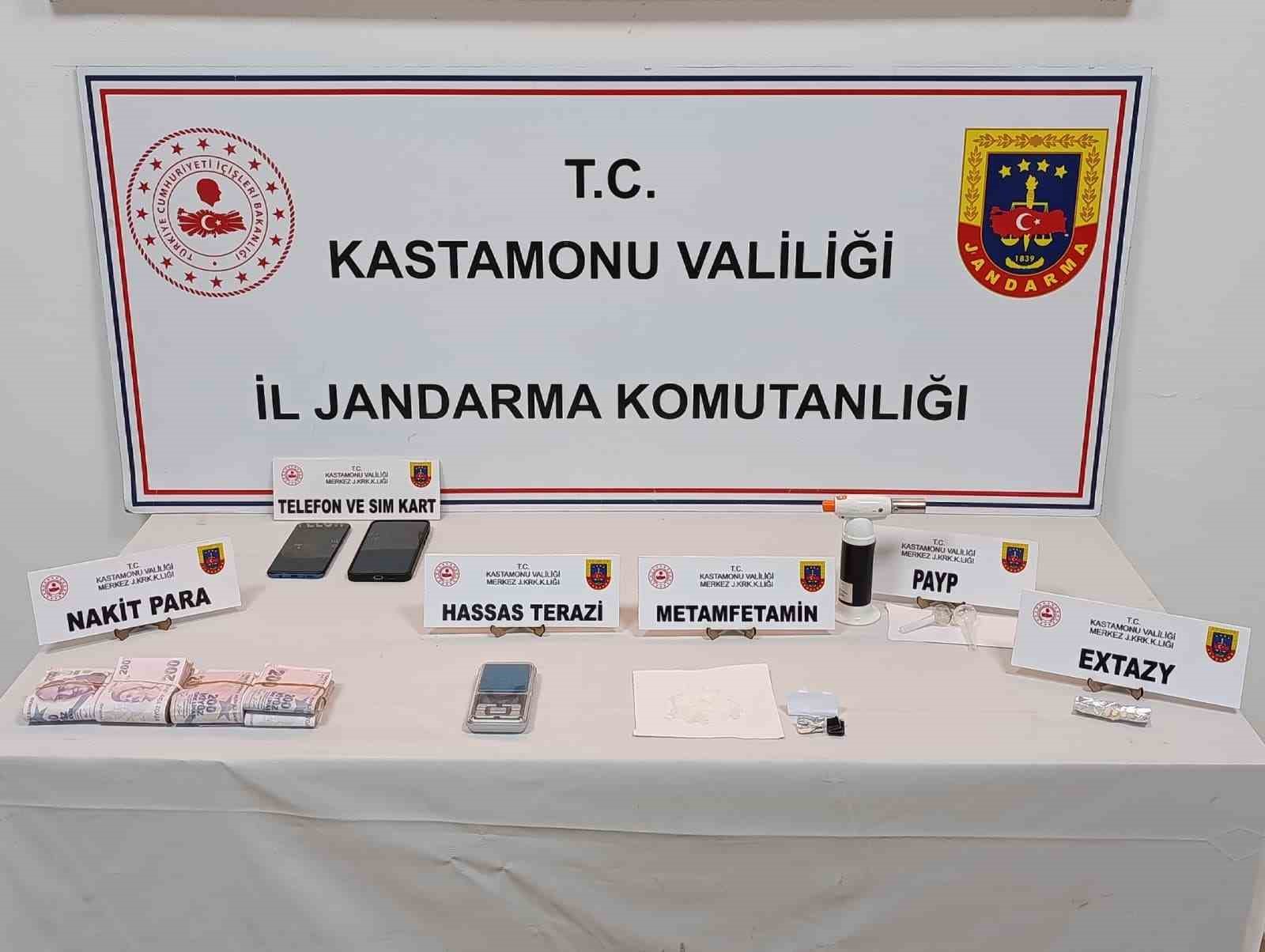 Kastamonu’da uyuşturucu operasyonlarında 5 şüpheli gözaltına alındı