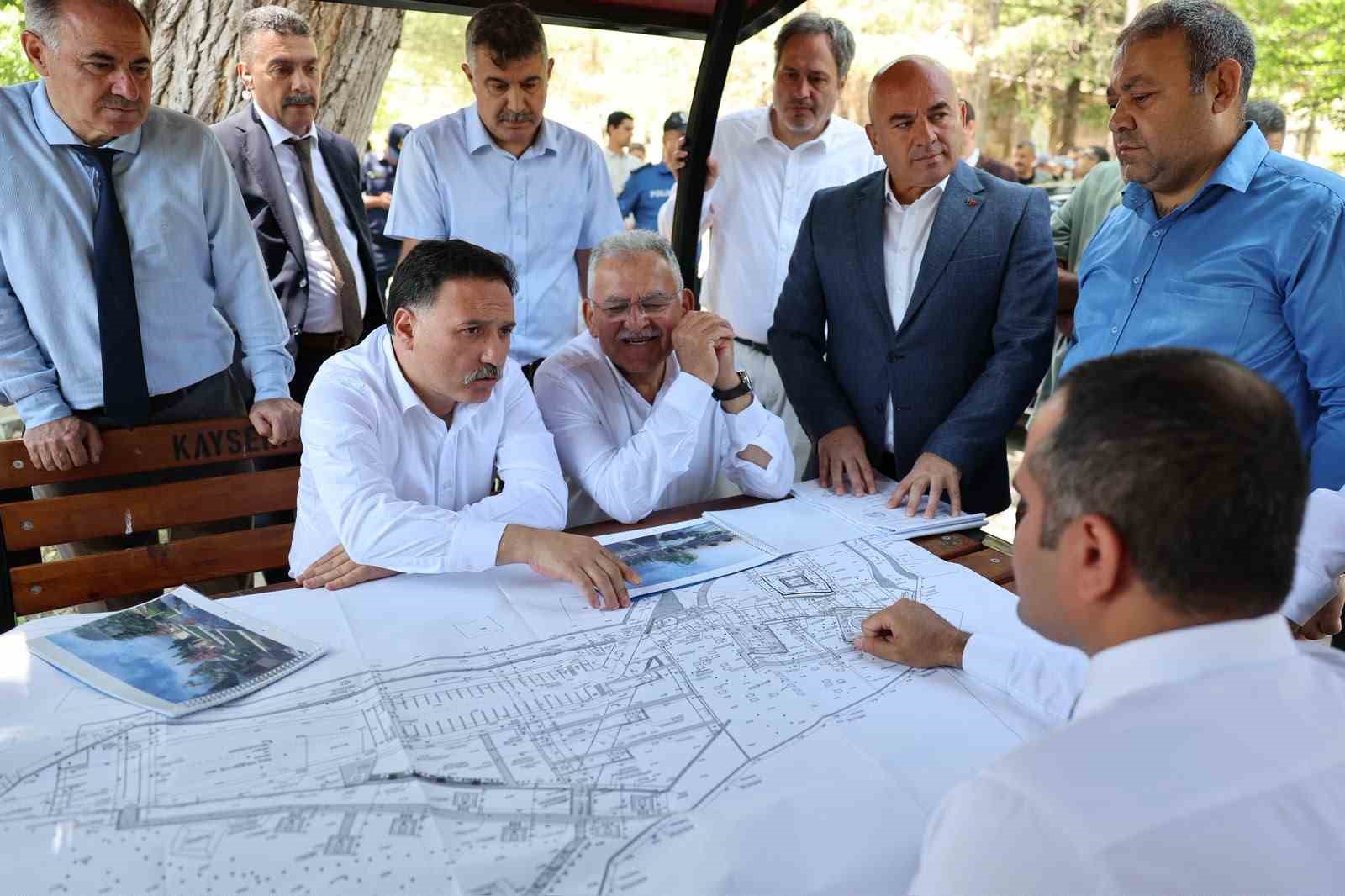 Melikgazi Türbesi Restorasyon ve Peyzaj Projesi için yerinde inceleme