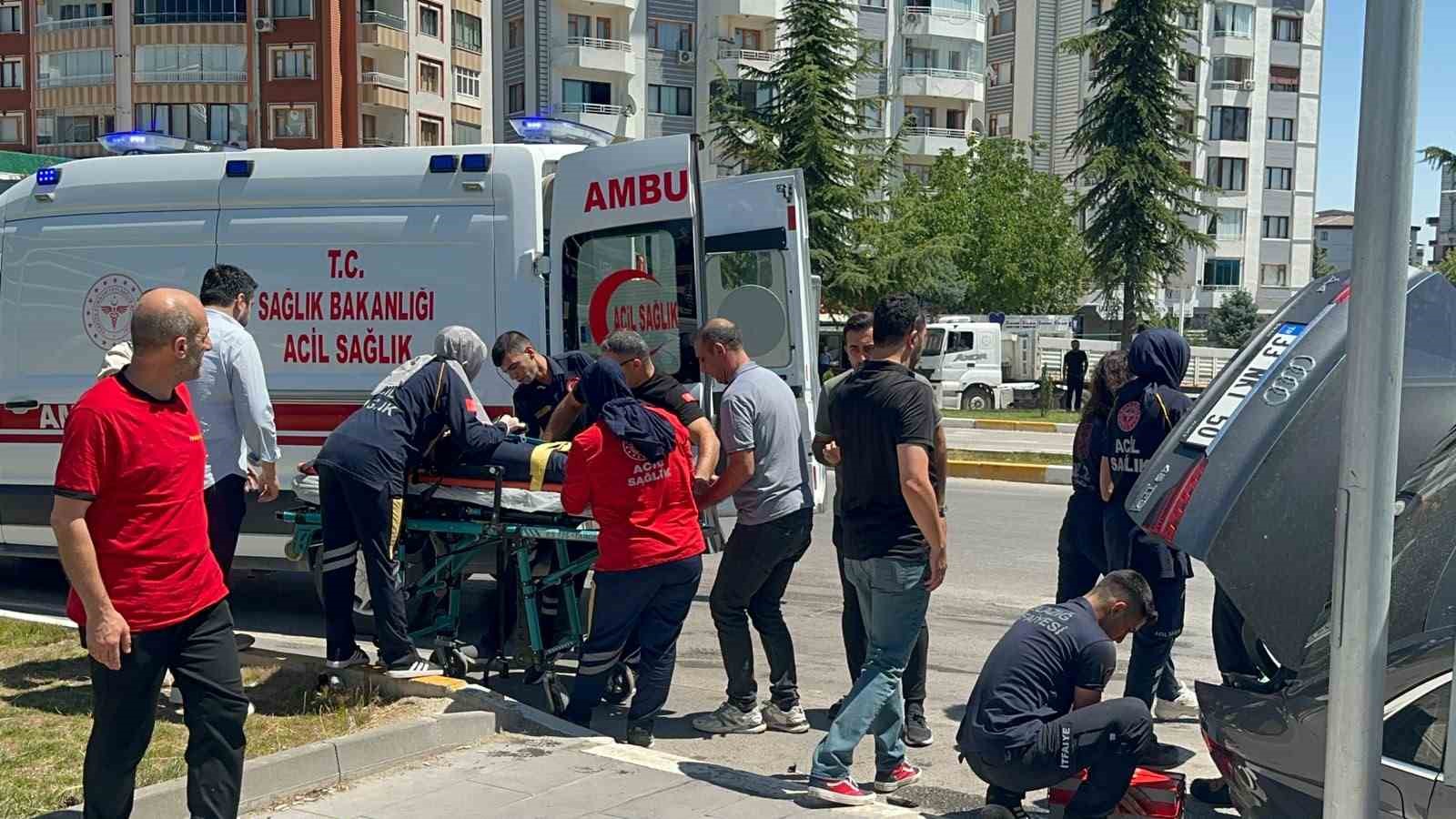 Elazığ’da otomobiller çarpıştı: 5 yaralı