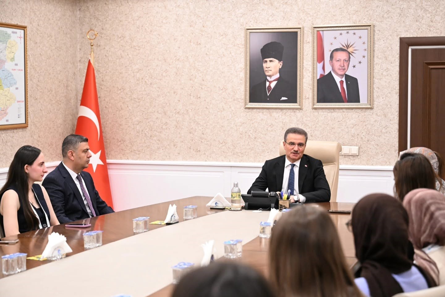 Vali Baruş, Uluslararası Tömer öğrencilerini kabul etti