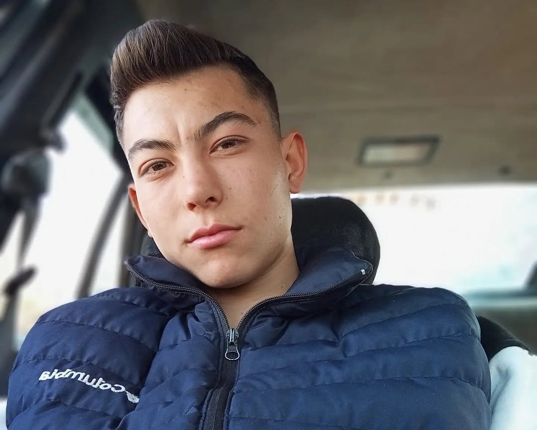 Traktörü durdurmak isterken hayatından oldu