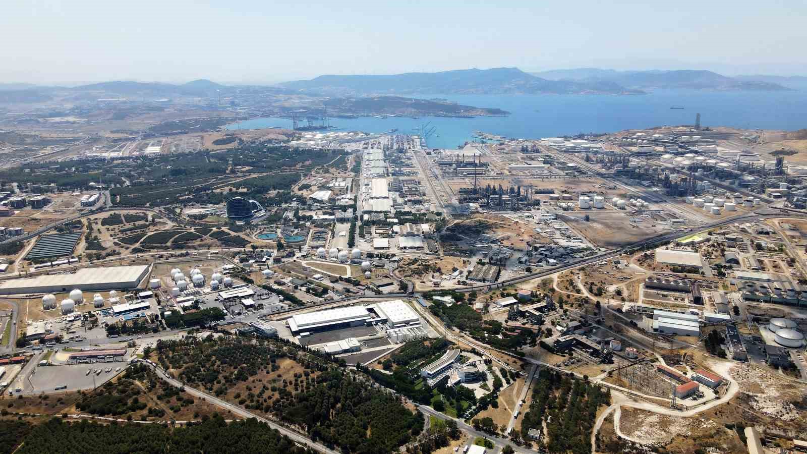 Aliağa limanları 2026’nın ilk 6 ayında Türkiye liderliğini sürdürdü