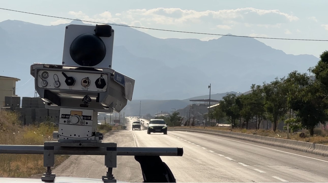 Yüksekova’da trafikte hız denetimi