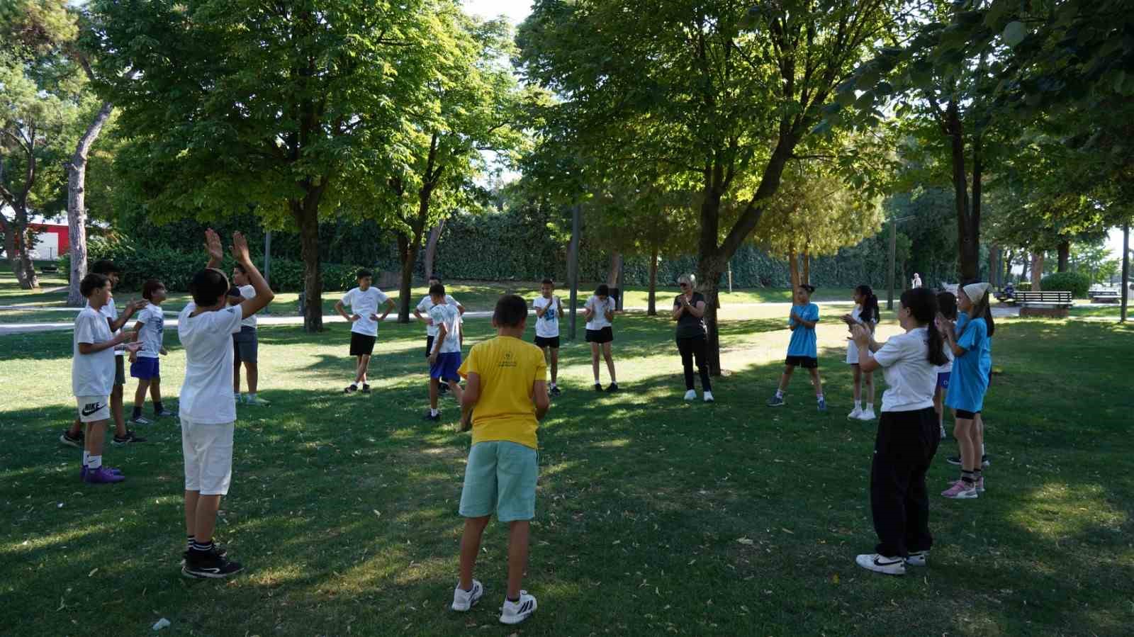 Büyükşehir Yaz Spor Okulları sağlıklı nesiller yetiştiriyor