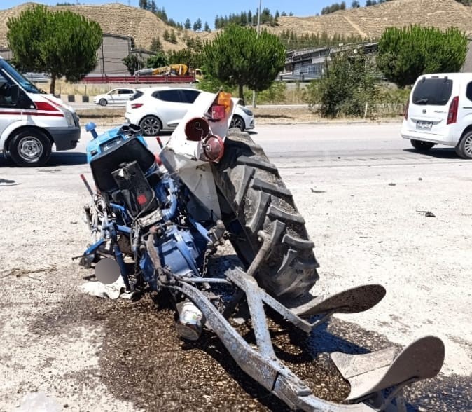 Karabük’te tır ile traktör çarpıştı: 1 ağır yaralı