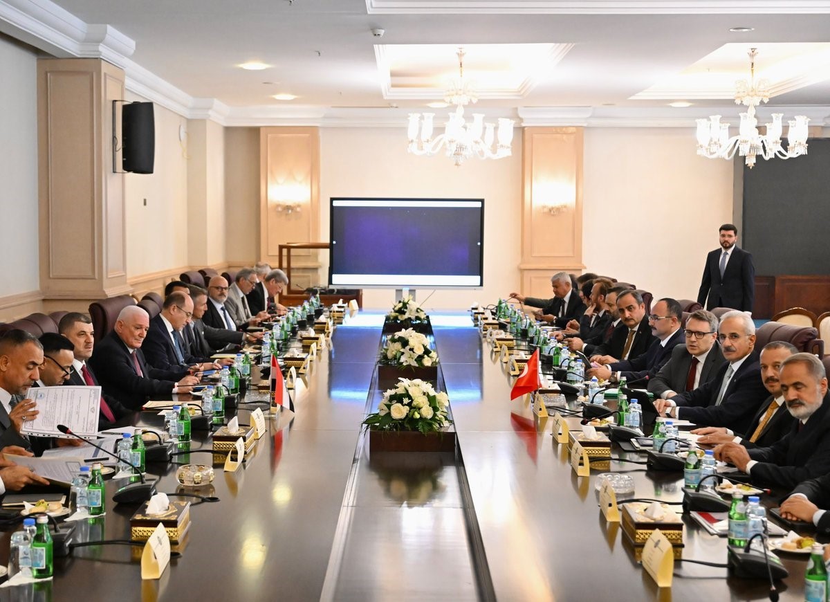 Bakan Uraloğlu, Iraklı mevkidaşı El-Haseni ile görüştü