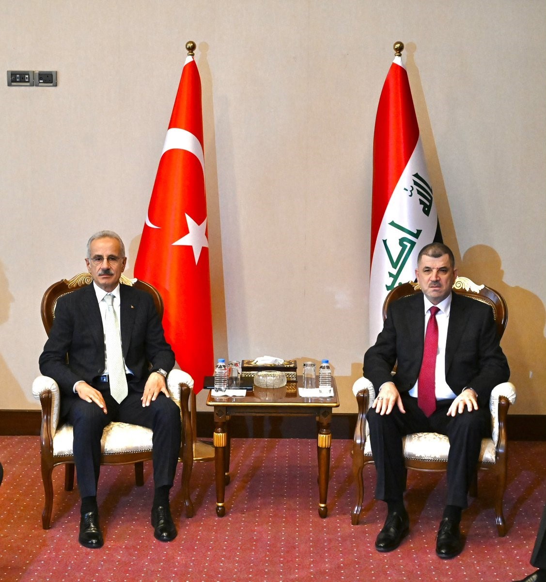 Bakan Uraloğlu, Iraklı mevkidaşı El-Haseni ile görüştü