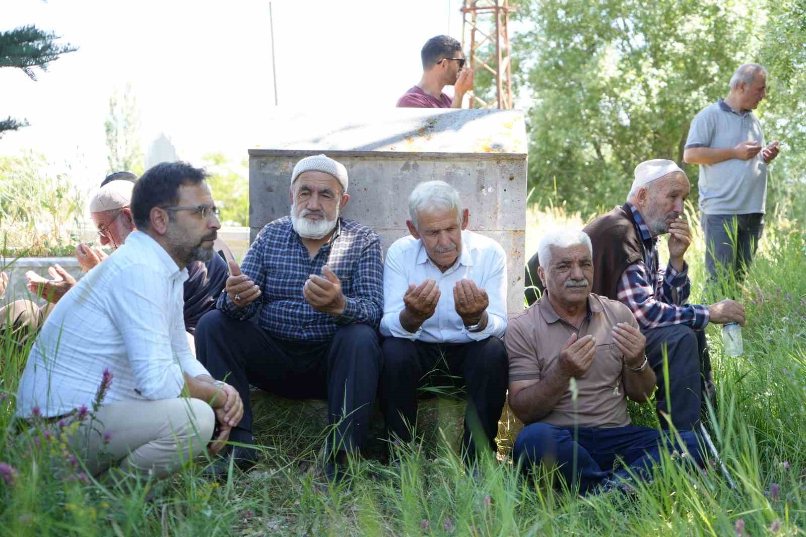 Barış Harekâtı’nın 52’nci yılında Bayburtlu Kıbrıs gazisi toprağa verildi
