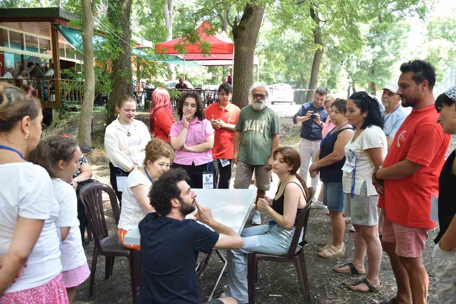 Tiyatroseverler, 13. Tiyatro Köyü’nde buluştu