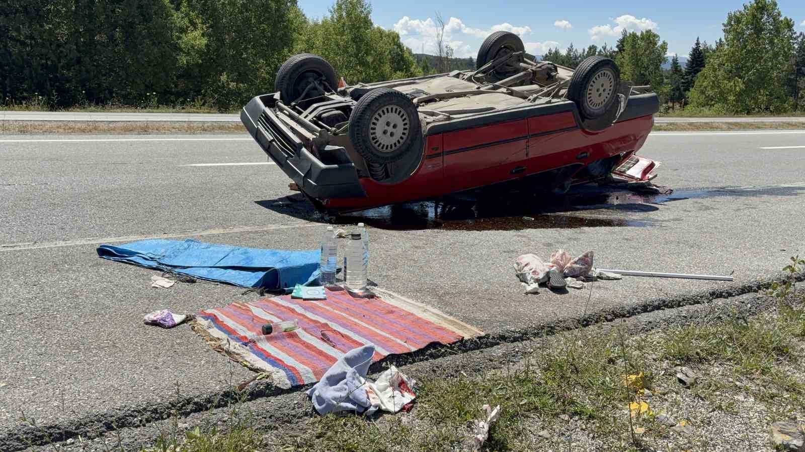 Kastamonu’da Tofaş marka otomobil takla attı: 3 yaralı