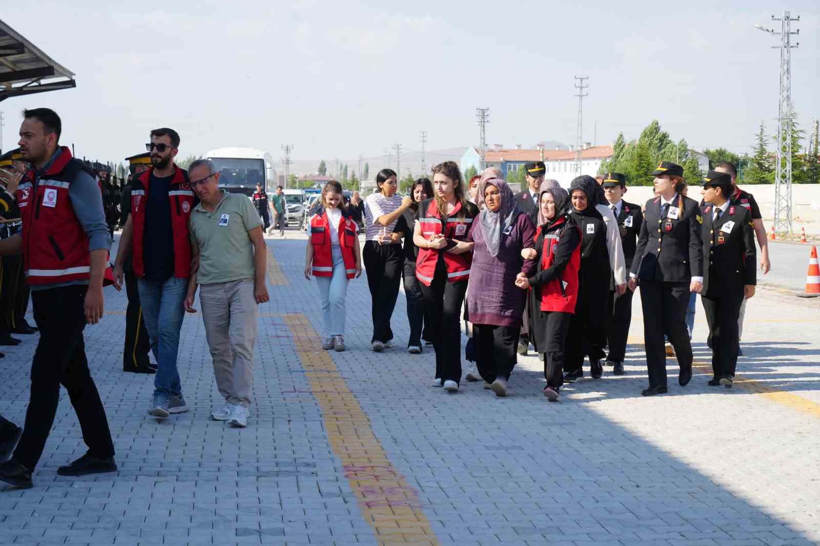 Hava Harp Okulu öğrencisi Veli Bilgin, memleketi Niğde’de son yolculuğuna uğurlandı