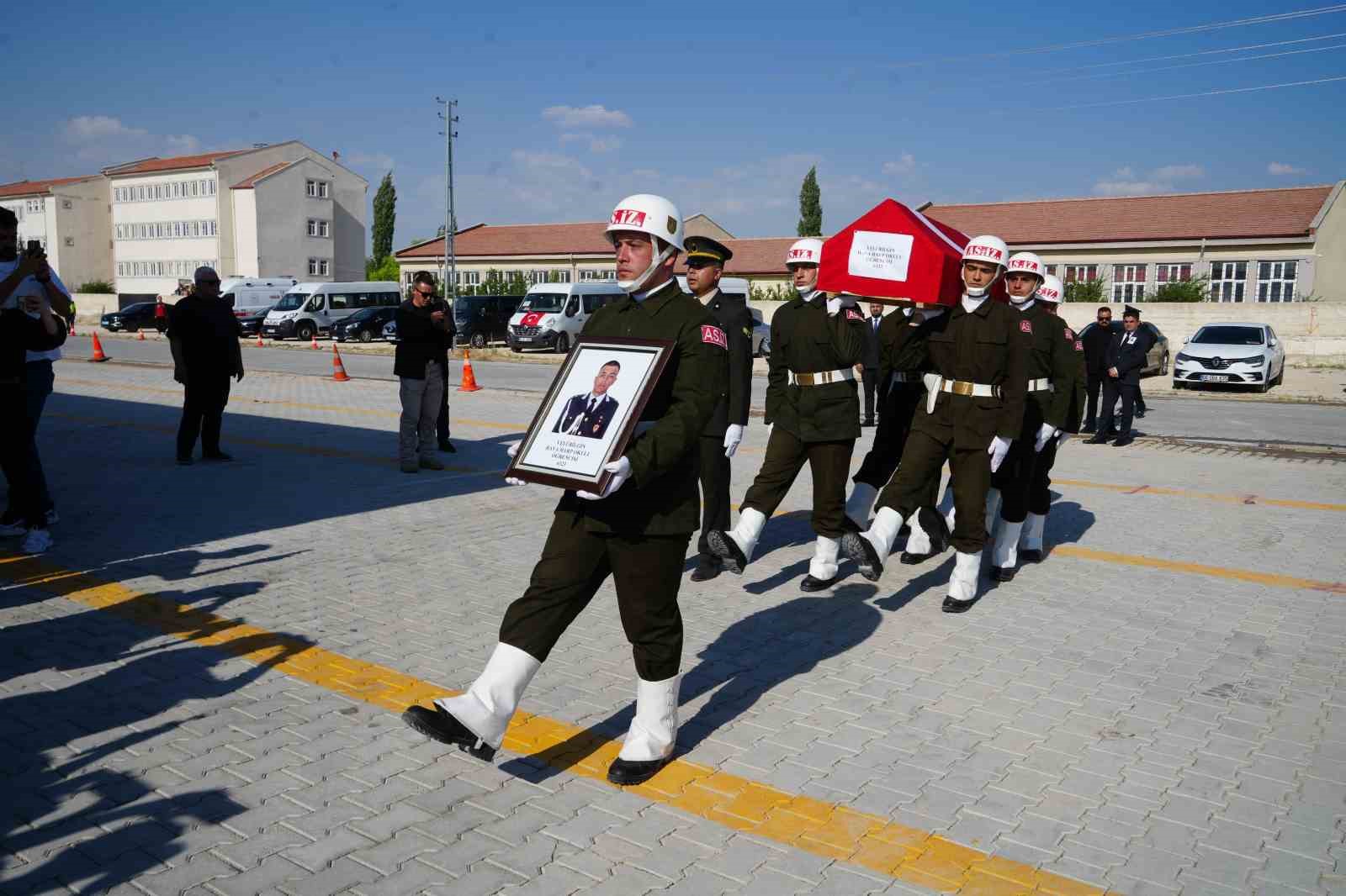 Hava Harp Okulu öğrencisi Veli Bilgin, memleketi Niğde’de son yolculuğuna uğurlandı