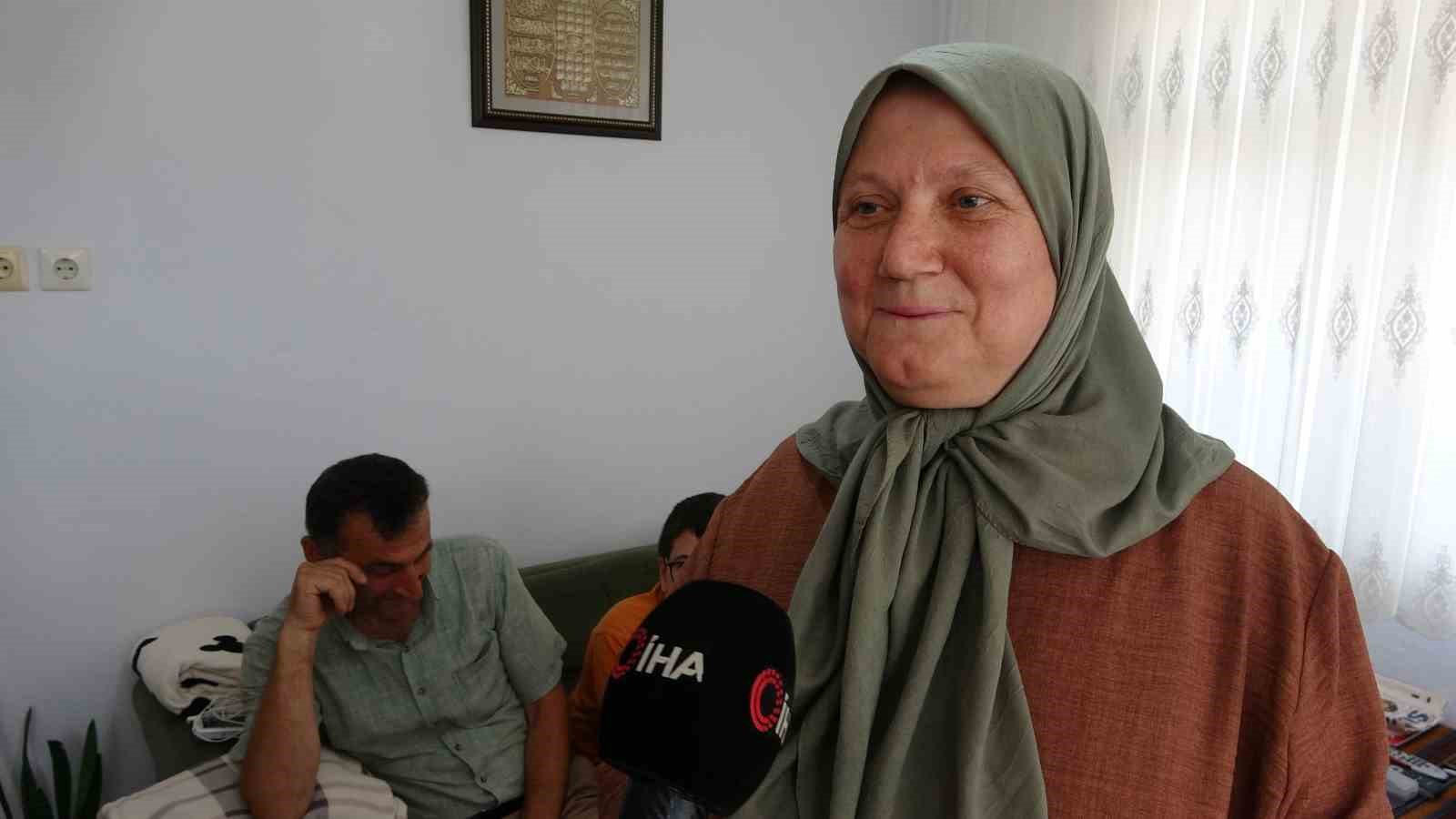 Torununa destek için 46 yıl sonra sınava girdi, Türkiye birinciliğiyle gururlandı