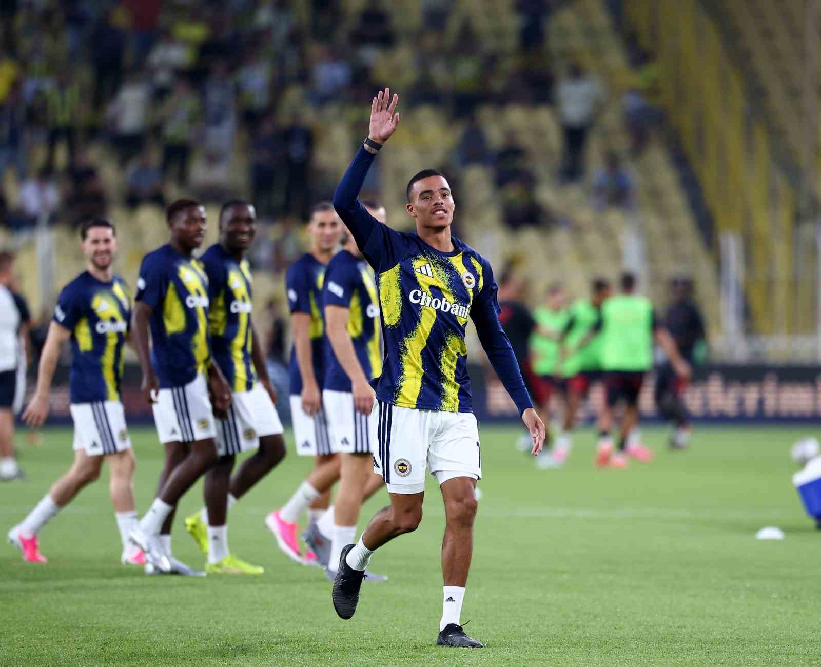 UEFA Şampiyonlar Ligi: Fenerbahçe: 0 - Gornik Zabrze: 0 (Maç devam ediyor)