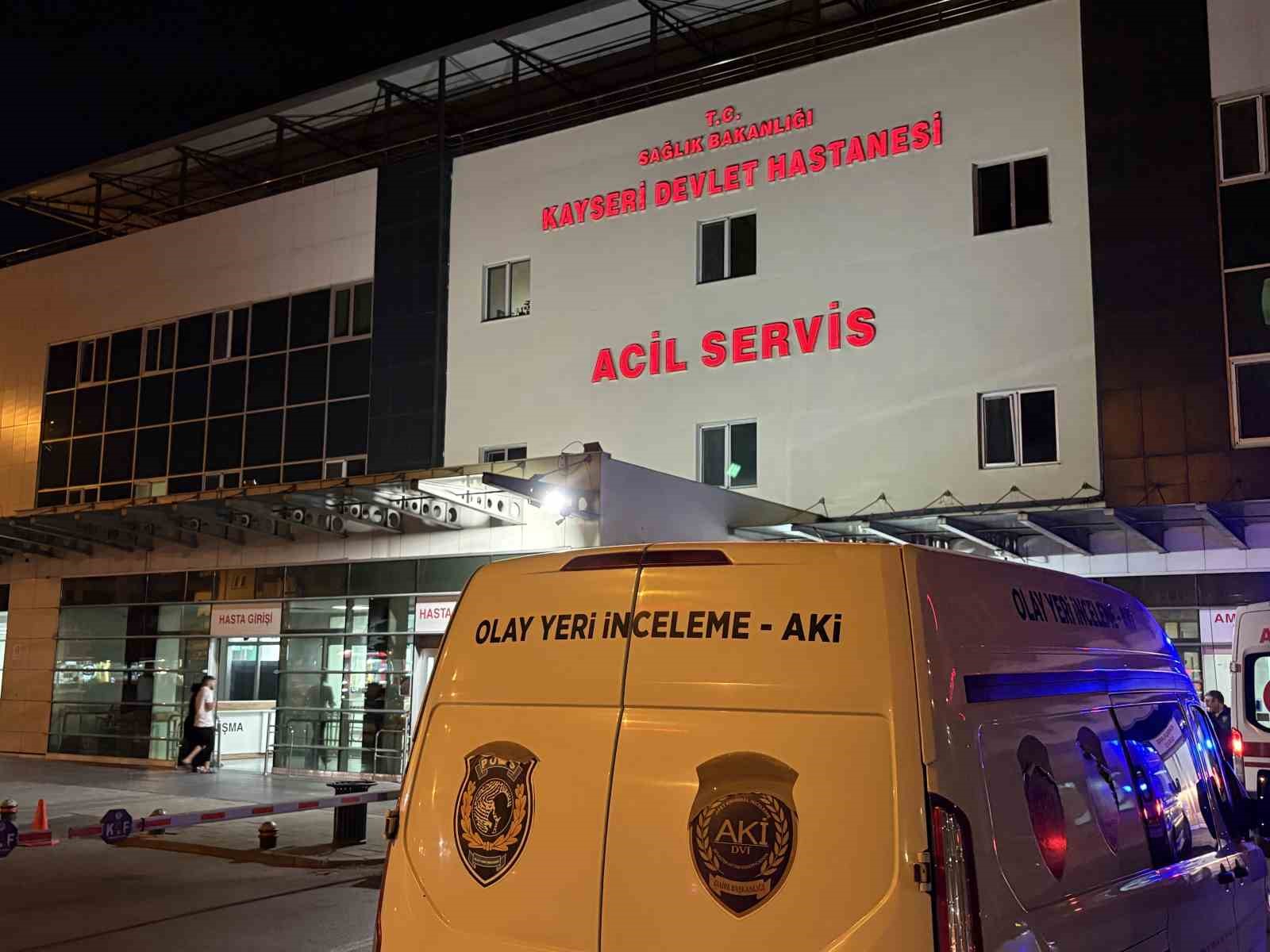 Tabancayla yaraladıkları şahsı hastaneye bırakıp kaçtılar: 1 yaralı