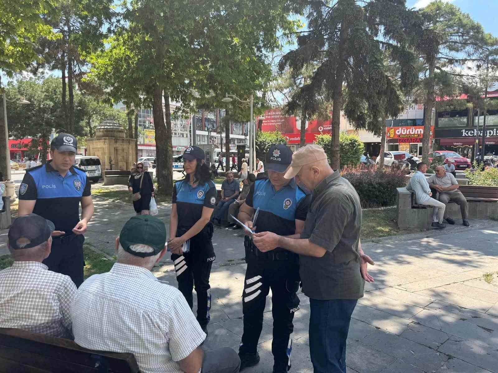 Erzincan polisinden dolandırıcılığa karşı bilgilendirme çalışması