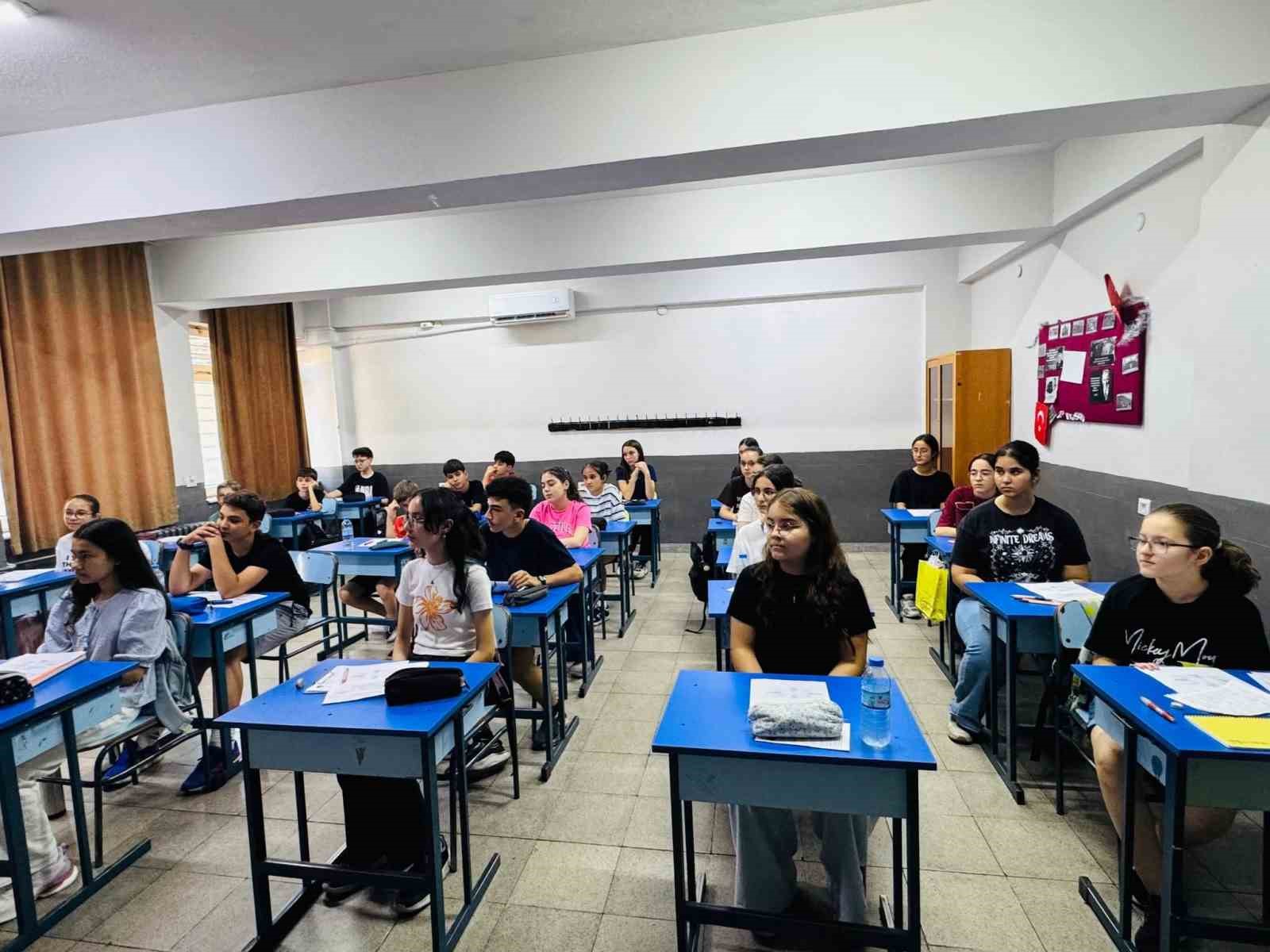 Kaymakam Sözen’den yaz dönemi destekleme kurslarına inceleme