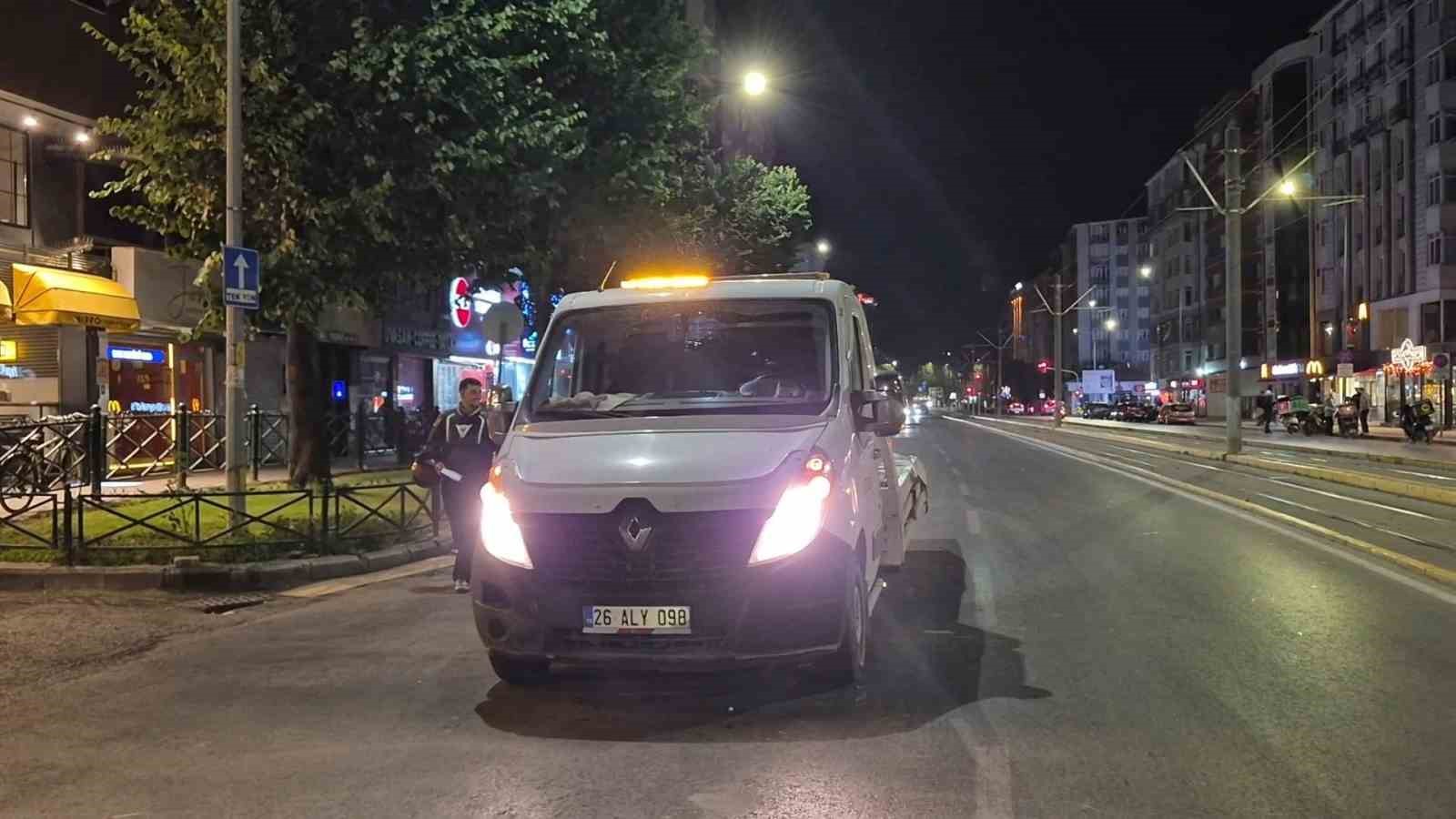 Katlanır plaka ile polise yakalanan motosiklet sürücüsüne 140 bin lira ceza