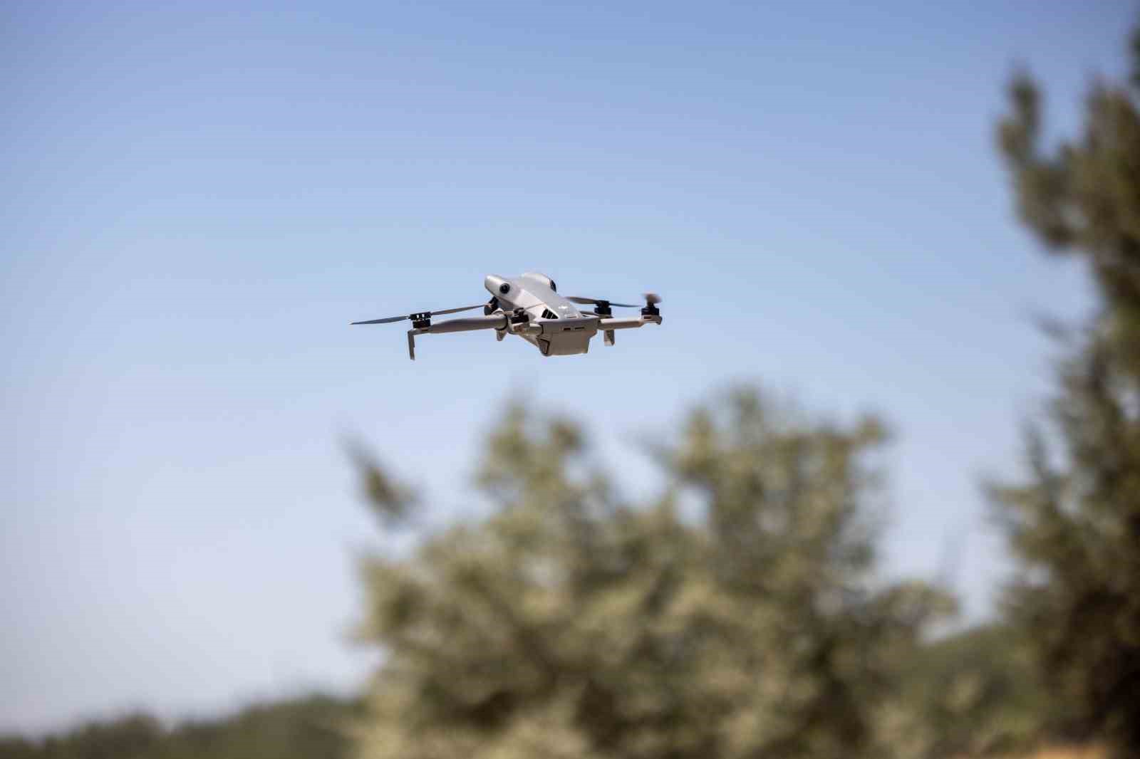 Kaçak moloz dökenlere dronlu takip
