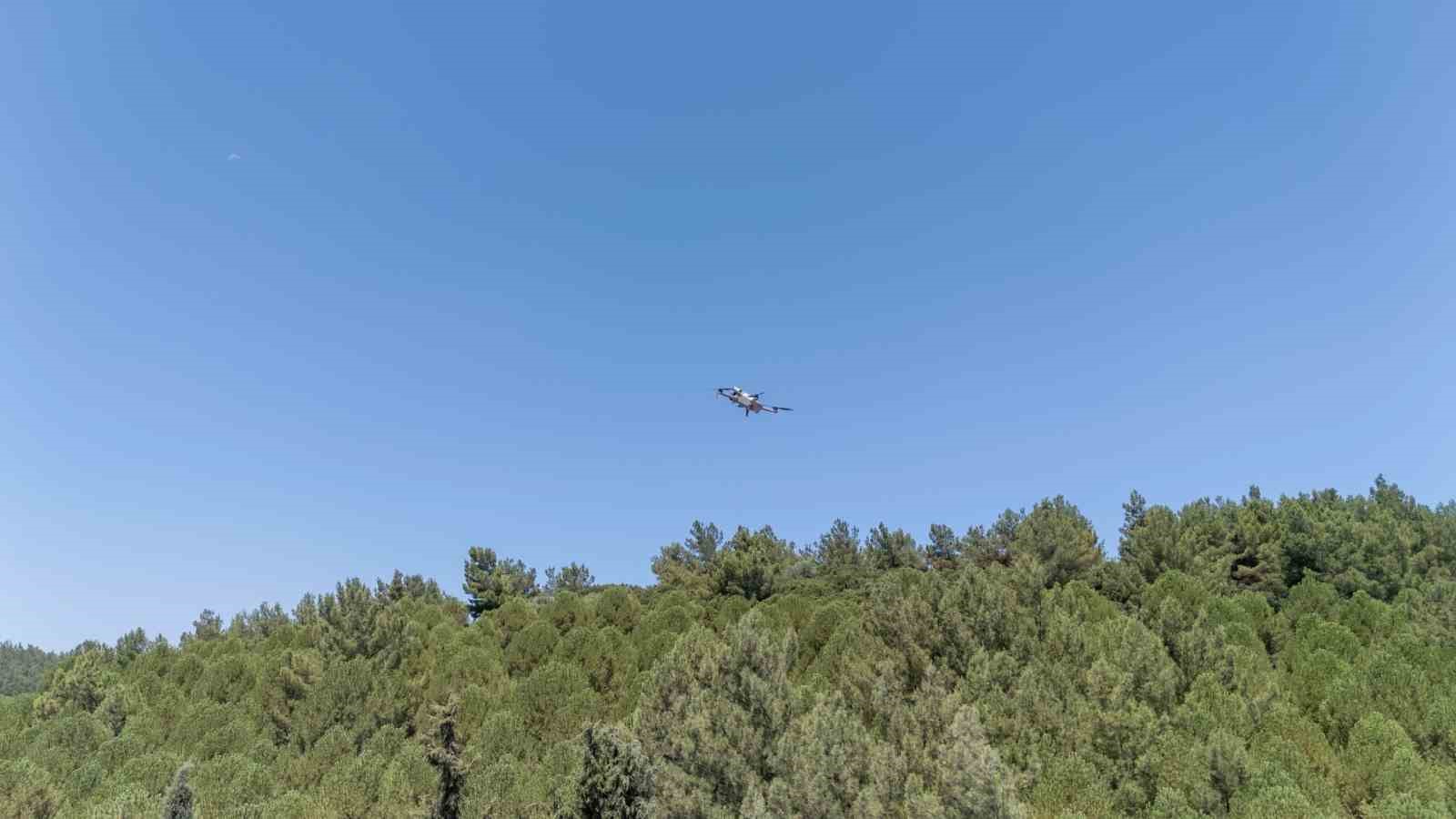 Kaçak moloz dökenlere dronlu takip