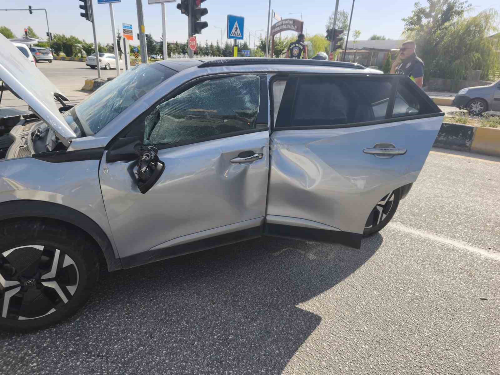 Van’da trafik kazası: 2 yaralı