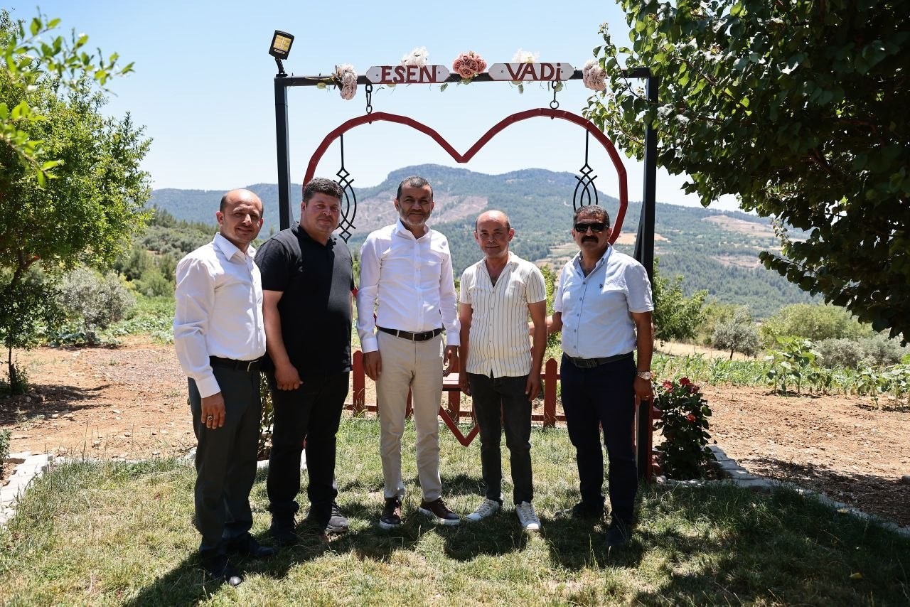 Başkan Çavuşoğlu’ndan Kale’de yoğun mesai