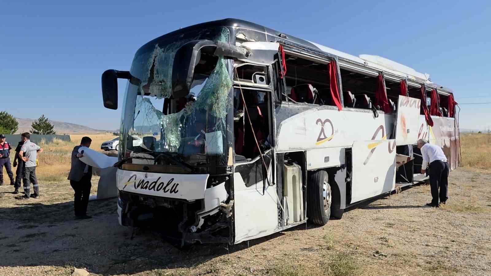 Kütahya’daki otobüs kazasında 25 yaralı taburcu edildi