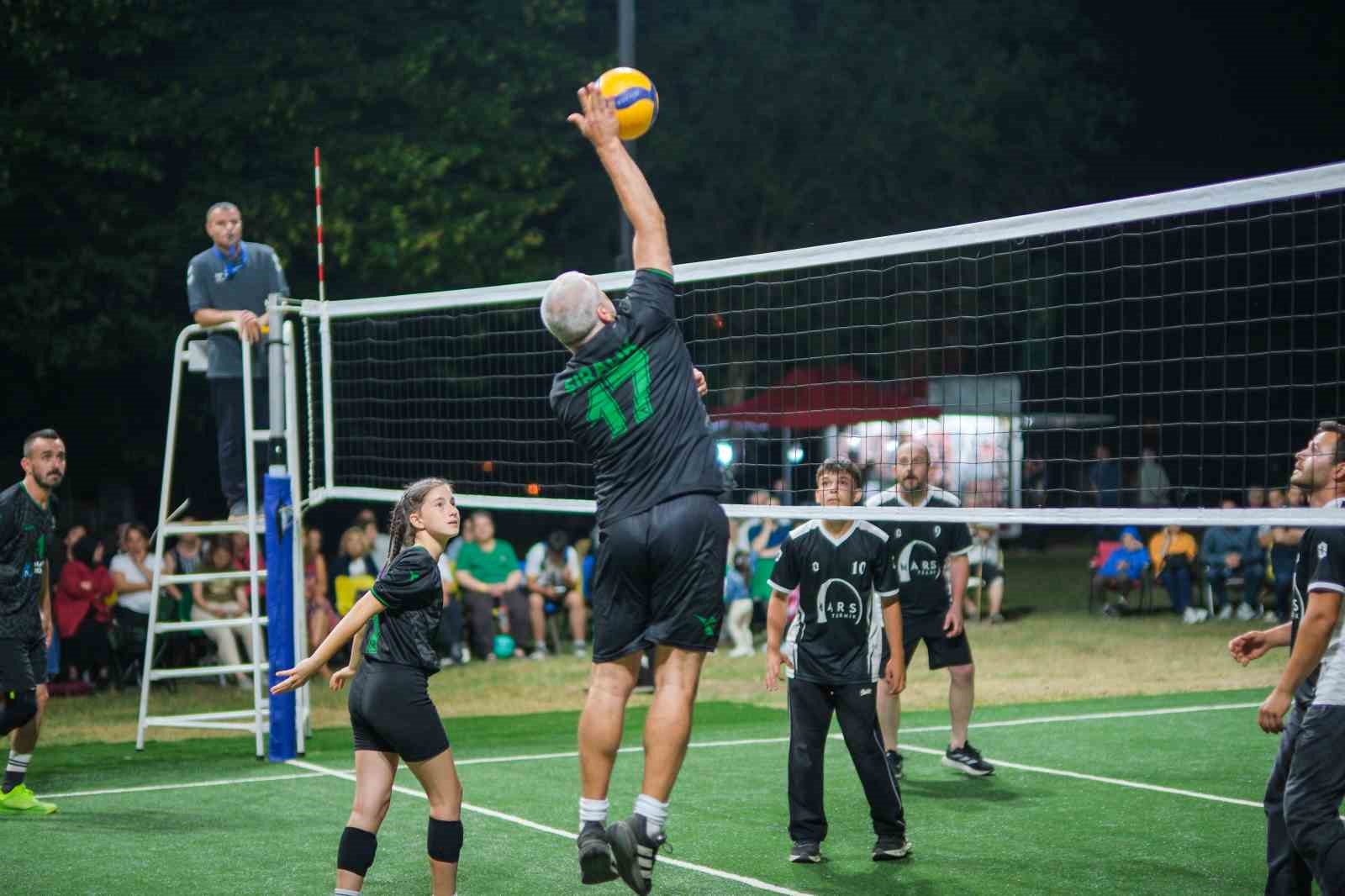 Türkiye’nin tek köy voleybol turnuvası başladı