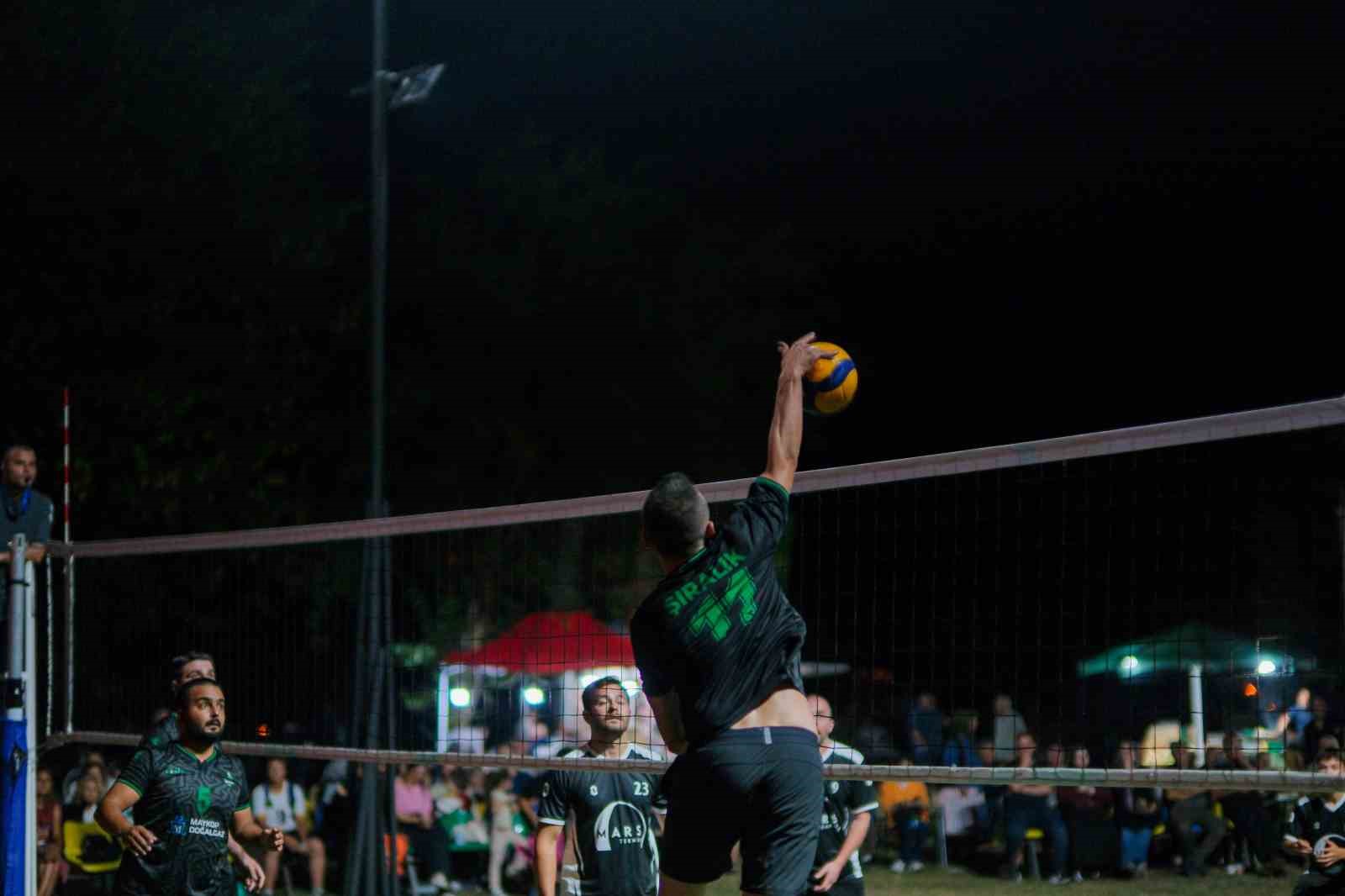Türkiye’nin tek köy voleybol turnuvası başladı