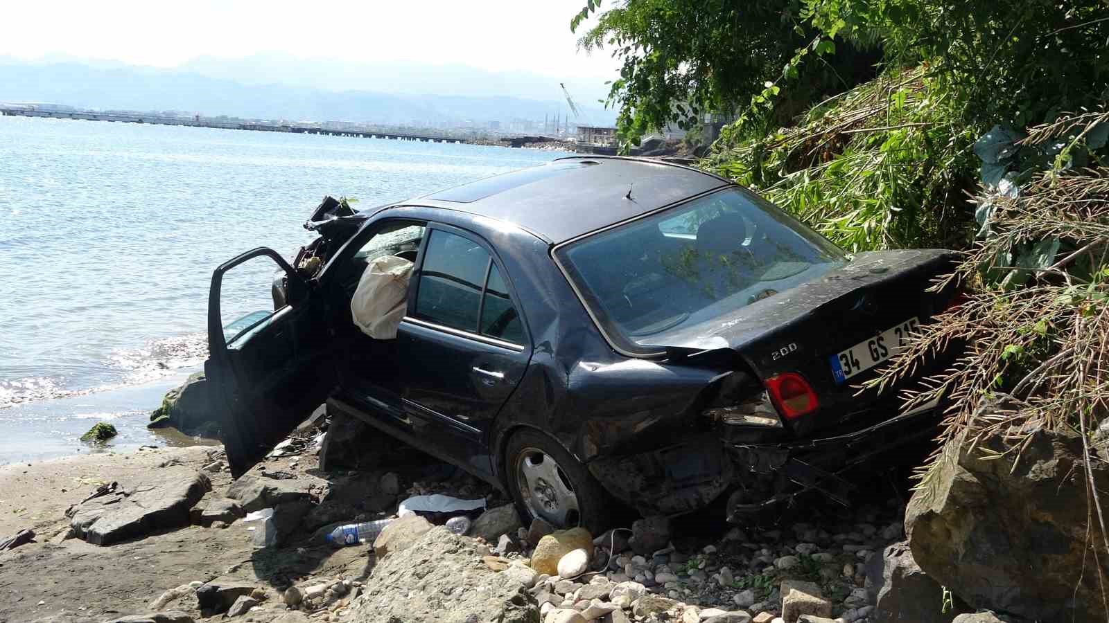 Ordu’da otomobil 30 metreden deniz kıyısına uçtu: "Uçak düşüyor zannettim"