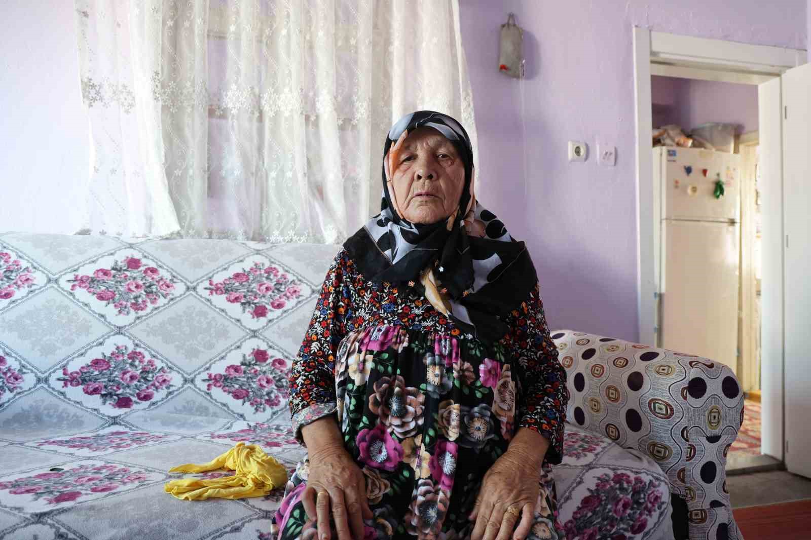 Yaşlı kadına bıçaklı gaspa 15 yıl hapis istemi