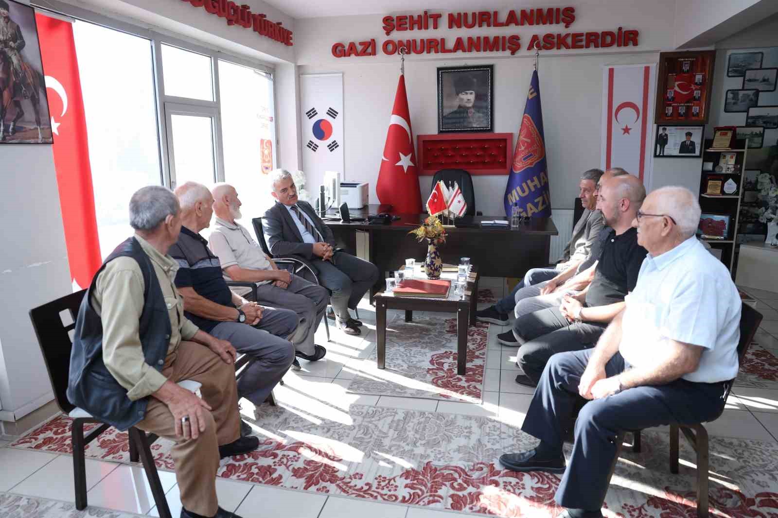 Vali Mehmet Makas’tan Gazilere anlamlı ziyaret