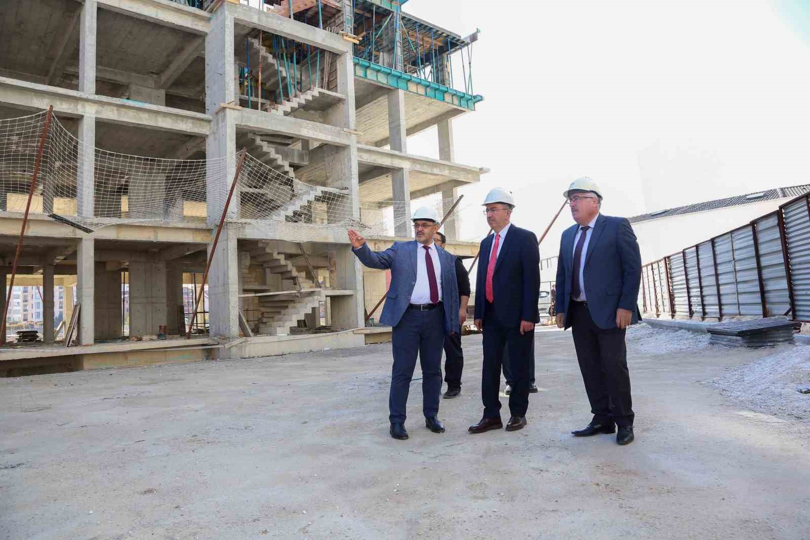 İmar ve 18 uygulamalarıyla Meram’da büyük dönüşüm
