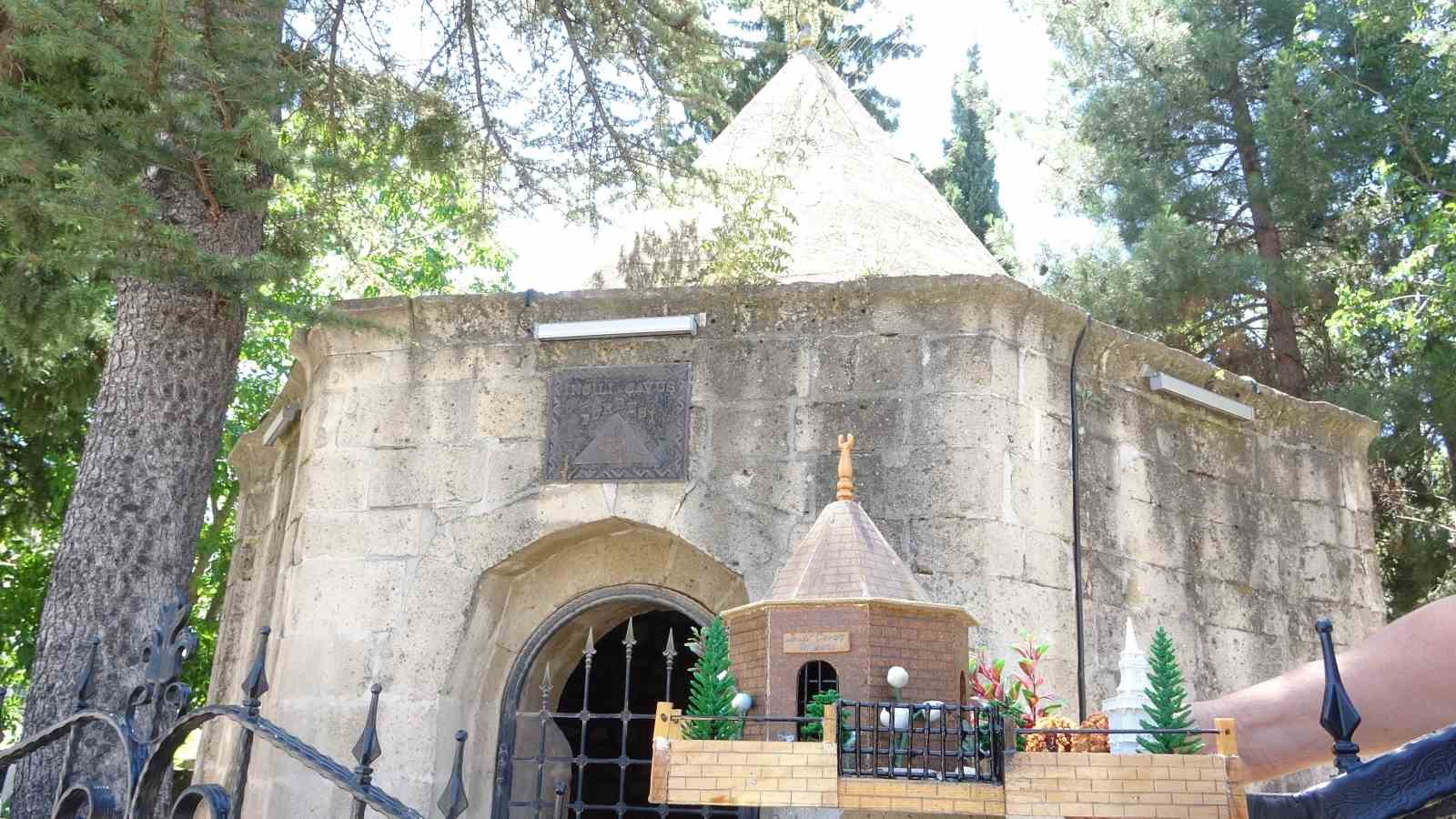 Bir diziden ilham alarak başlayan hikâye müze hayaliyle büyüyor