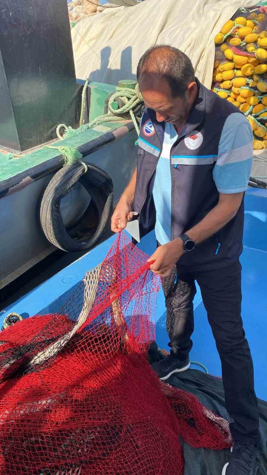 Didim’de balık ağları kontrol edildi
