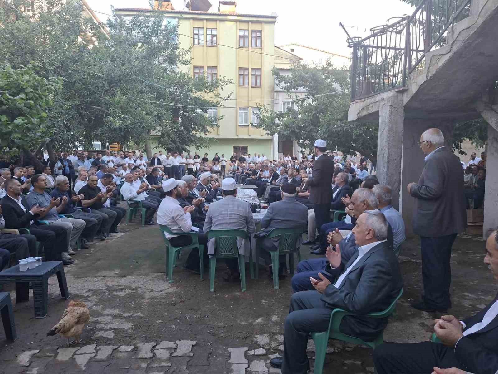 Güroymak’ta iki aile arasındaki husumet barışla sonuçlandı
