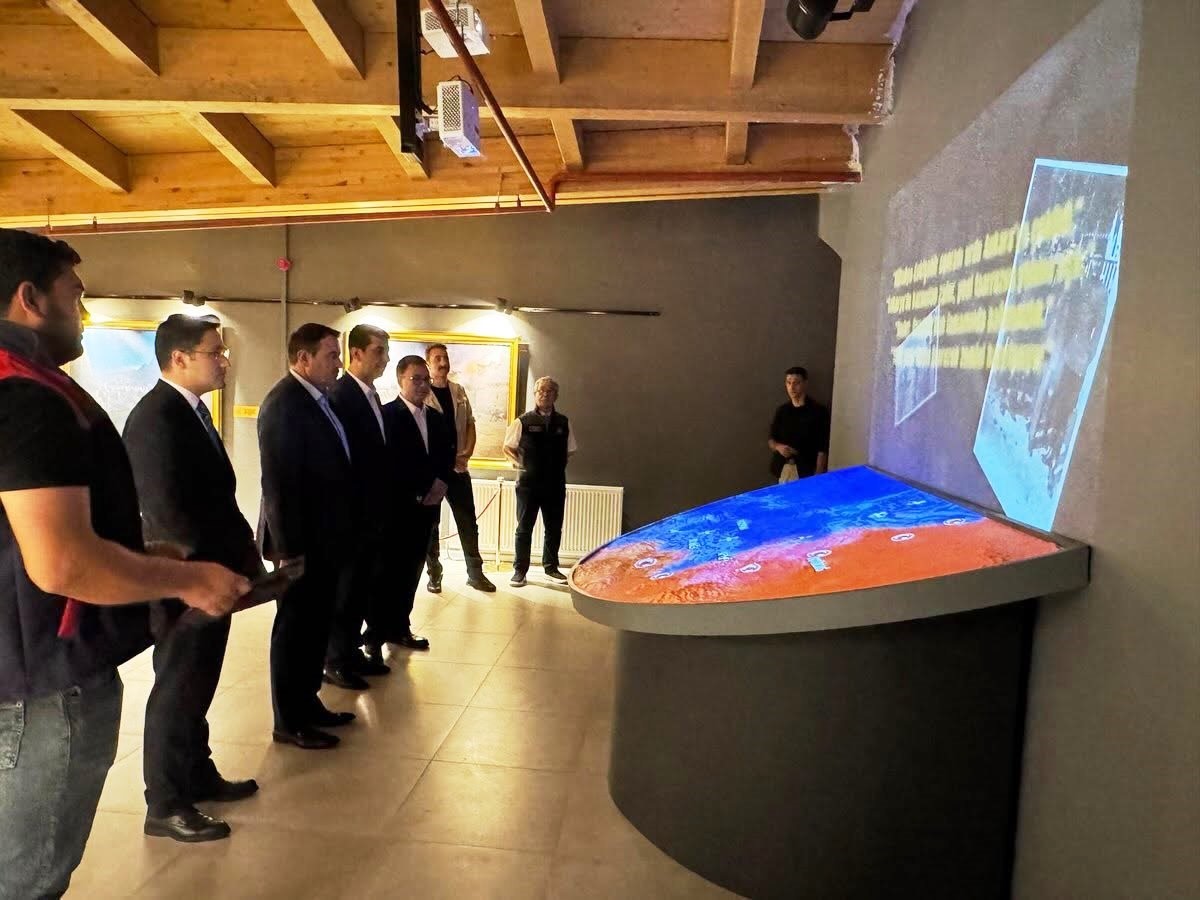 Kütahya Valisi Işın, Dumlupınar Şehitliği ve Diorama Müzesi’nde incelemelerde bulundu