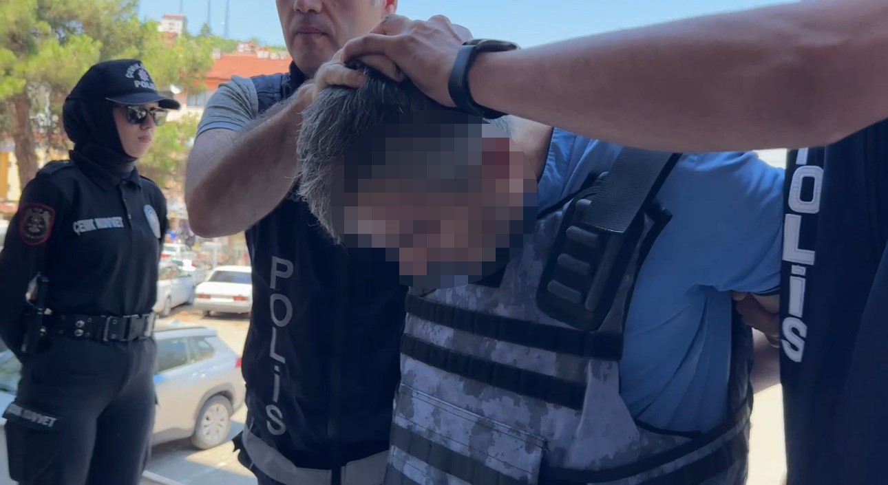 Yardım için polise koşan çocukların çabası annelerini kurtarmaya yetmedi