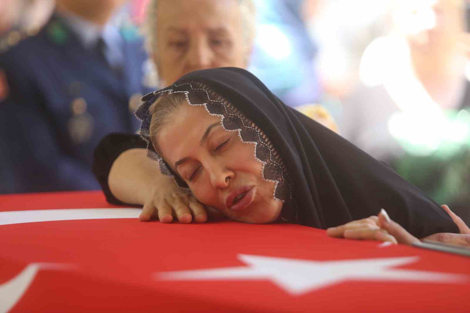 Cilo Dağı’nın zirvesinde hayatını kaybeden Bursalı dağcı son yolculuğuna uğurlandı
