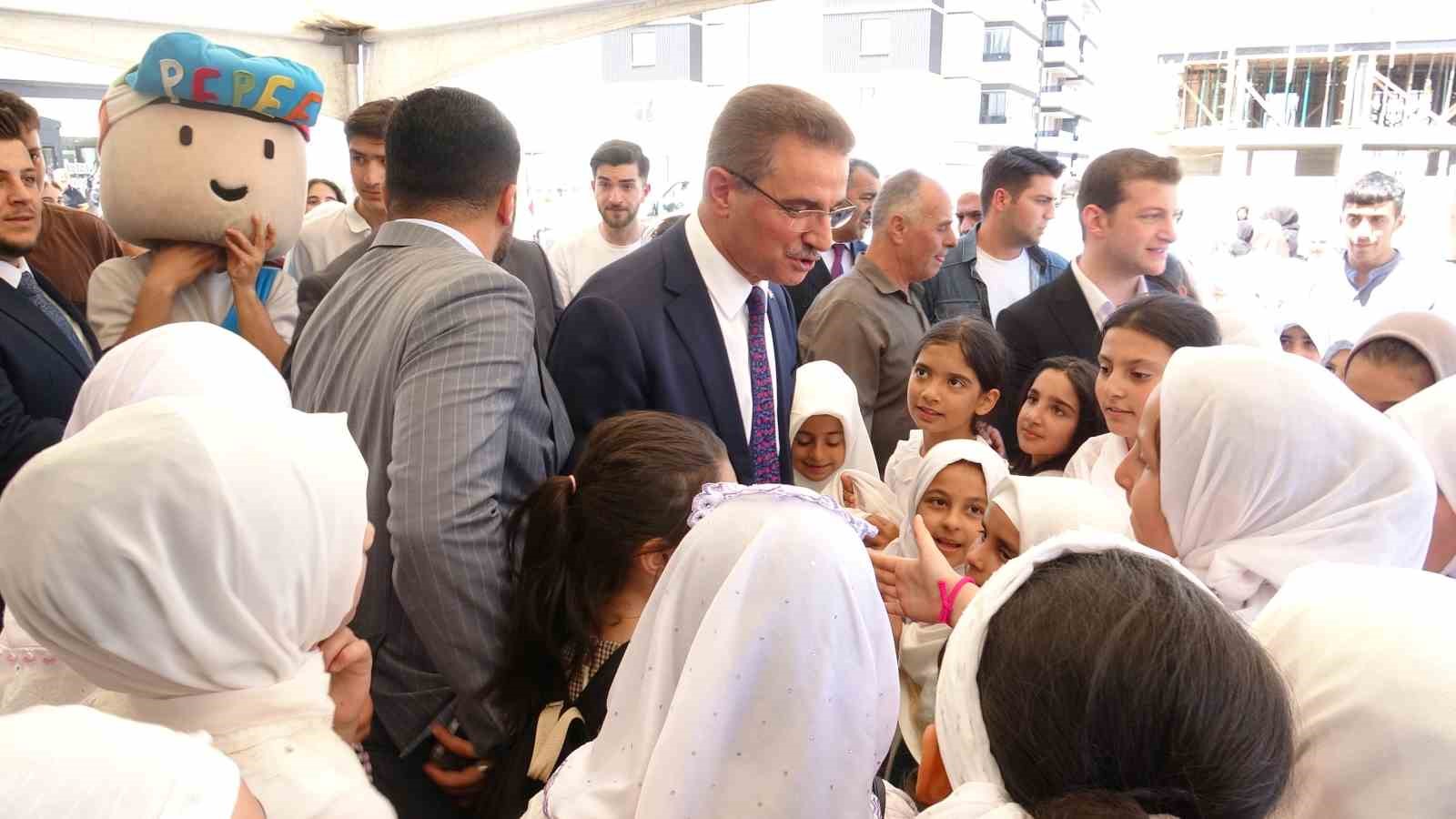 Erzurum’da 3 bin kız öğrenci camide buluştu