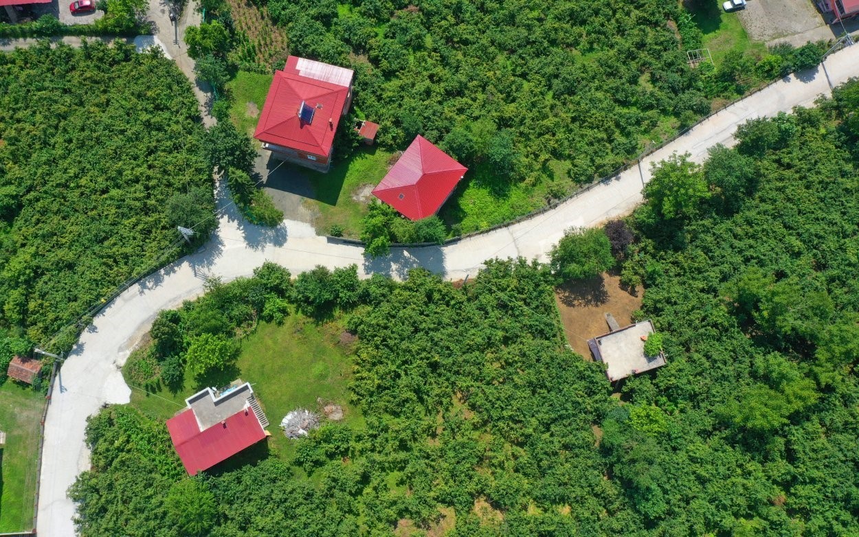 Çaybaşı’nda grup yolu betonla buluşturuluyor
